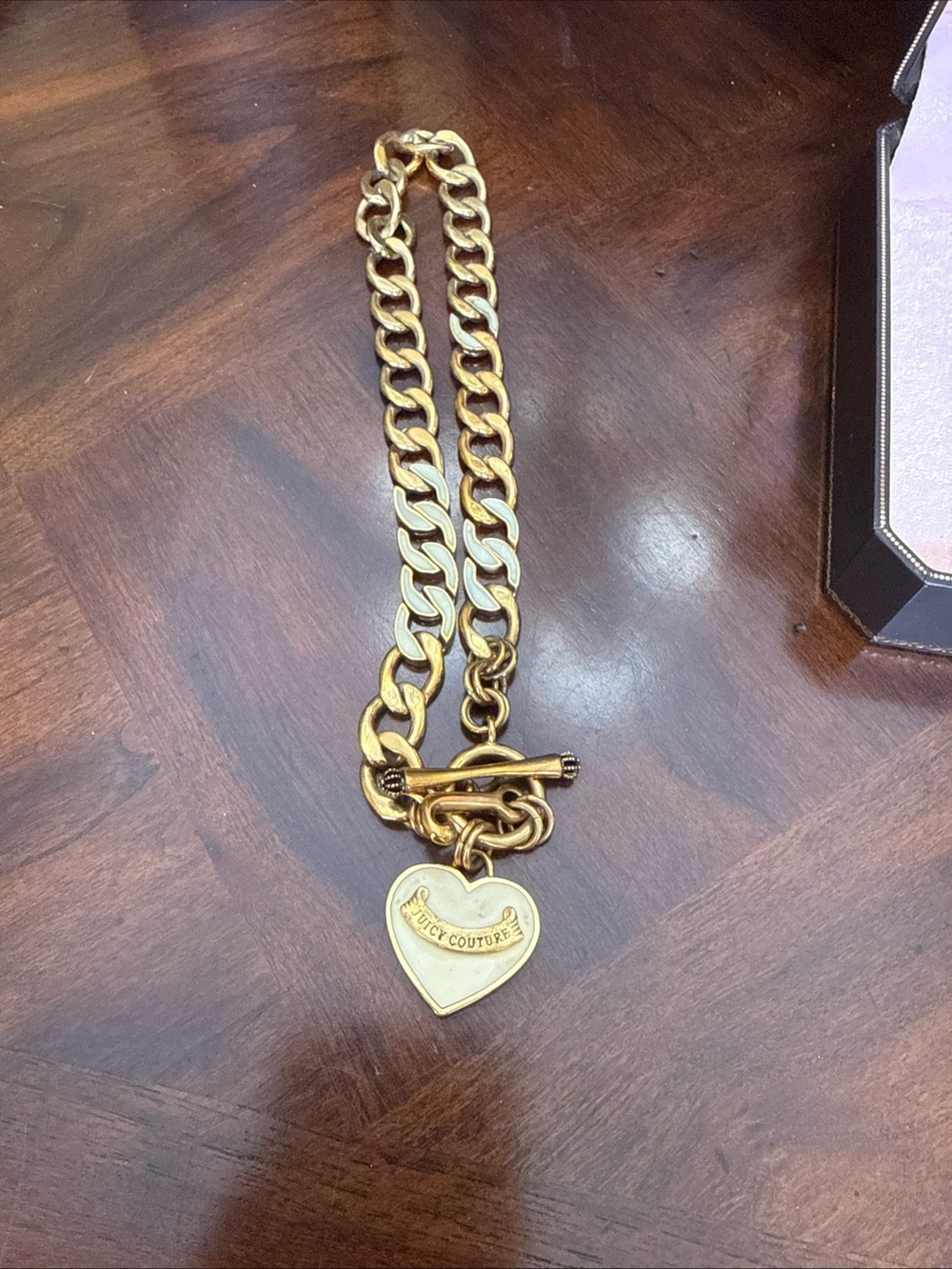 Vintage Juicy Couture Gold Heart Toggle Chain Necklace